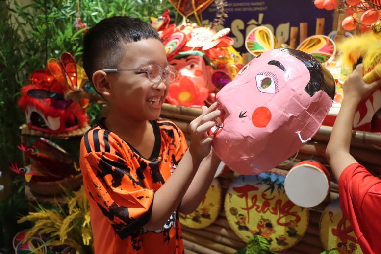 'Rằm rộ phố cổ - Hà Nội trong tôi' mở cửa đón khách mua sắm từ hôm nay- Ảnh 1.