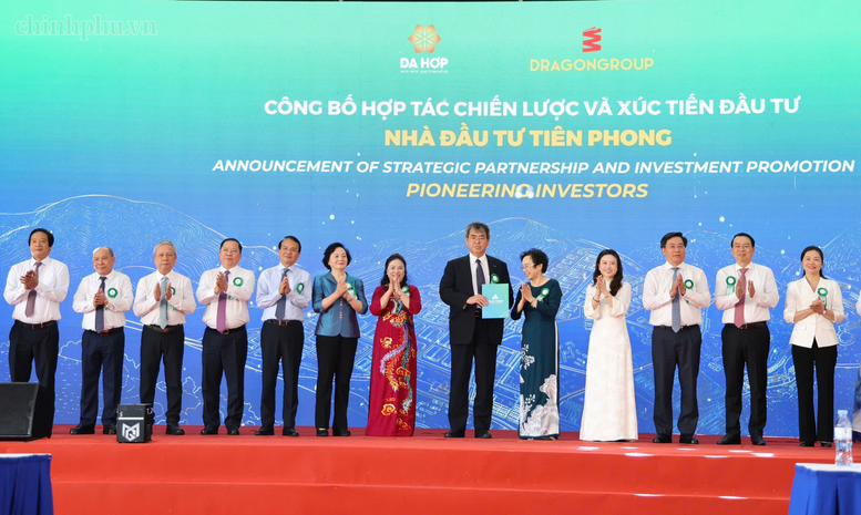 Phó Thủ tướng Phạm Thị Thanh Trà dự khởi công tổ hợp 5 dự án gần 7.600 tỷ đồng tại Phú Thọ- Ảnh 6.