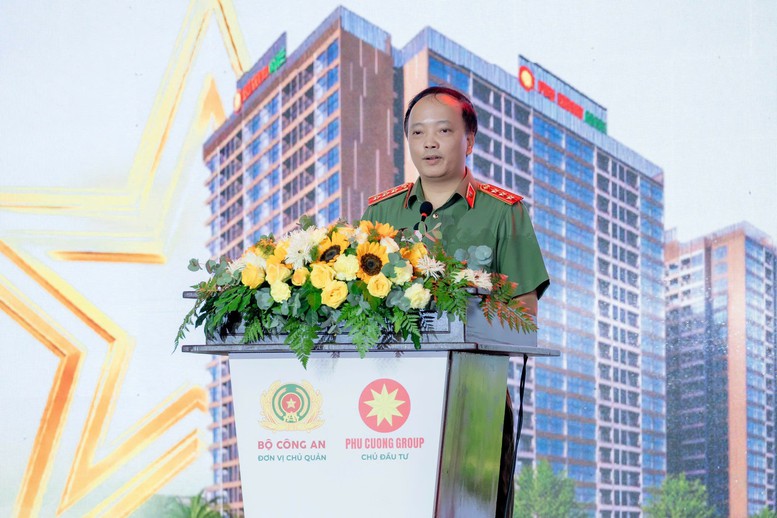 TPHCM khánh thành 776 căn hộ nhà ở cho lực lượng Công an nhân dân- Ảnh 2.