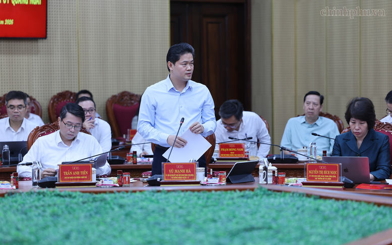 Phó Thủ tướng Thường trực Phạm Gia Túc: Quảng Ngãi cần phát huy tối đa tiềm năng, tạo động lực tăng trưởng mới- Ảnh 6.