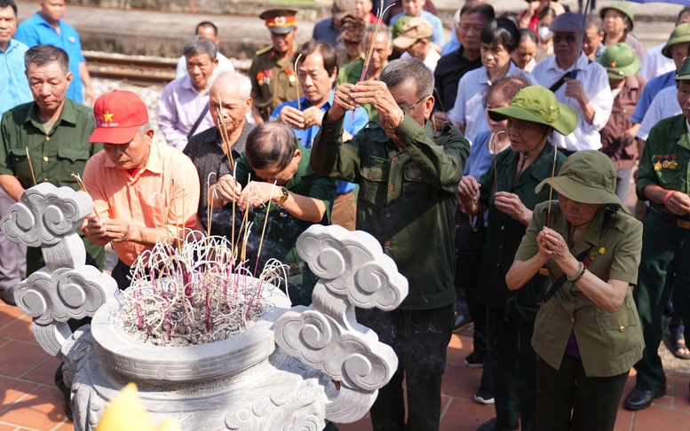 Tưởng nhớ bản hùng ca bi tráng tai ga đường sắt Núi Gôi