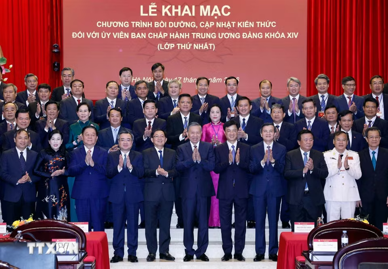 Tổng Bí thư, Chủ tịch nước dự khai mạc Chương trình bồi dưỡng kiến thức đối với Ủy viên TW Đảng khóa XIV- Ảnh 2.