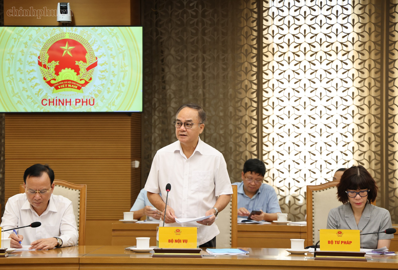 Th&uacute;c đẩy hệ sinh th&aacute;i 'kinh tế bạc', bảo vệ người cao tuổi tr&ecirc;n kh&ocirc;ng gian mạng- Ảnh 3.