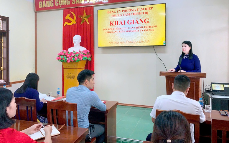 Phụ cấp với giảng viên Trung tâm Chính trị tại xã đặc biệt khó khăn