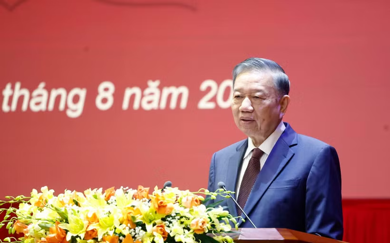 Tổng Bí thư, Chủ tịch nước dự khai mạc Chương trình bồi dưỡng kiến thức đối với Ủy viên TW Đảng khóa XIV
