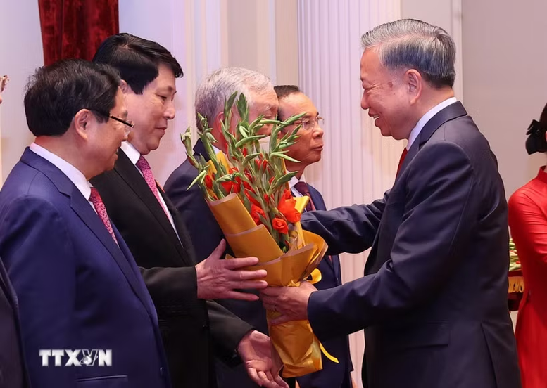 Tri ân các đồng chí Ủy viên Bộ Chính trị, Ủy viên Ban Bí thư các thời kỳ- Ảnh 1.
