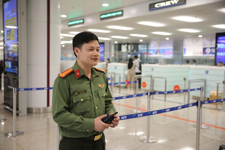 Công nghệ thay đổi trải nghiệm xuất nhập cảnh tại cửa ngõ Nội Bài- Ảnh 4.