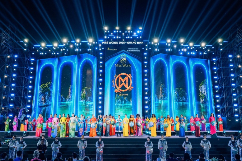 Hơn 100 đại diện sắc đẹp thế giới và “lời chào Việt Nam” qua áo dài của NTK Đỗ Trịnh Hoài Nam- Ảnh 1.