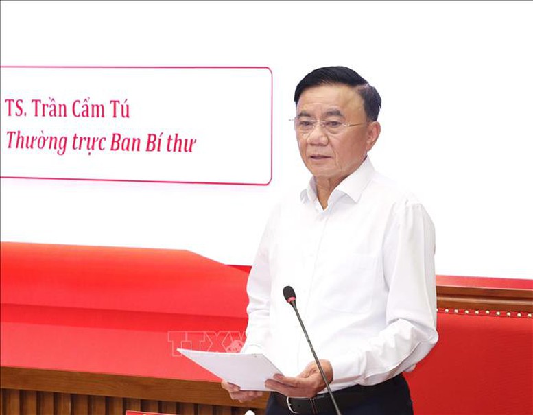 Thường trực Ban Bí thư Trần Cẩm Tú trao đổi chuyên đề về xây dựng Đảng với các Ủy viên Trung ương Đảng khóa XIV- Ảnh 1.
