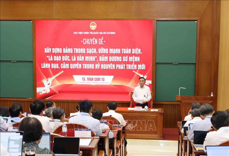 Thường trực Ban Bí thư Trần Cẩm Tú trao đổi chuyên đề về xây dựng Đảng với các Ủy viên Trung ương Đảng khóa XIV- Ảnh 2.
