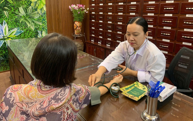 Thách thức và cơ hội phát huy thế mạnh của y học cổ truyền