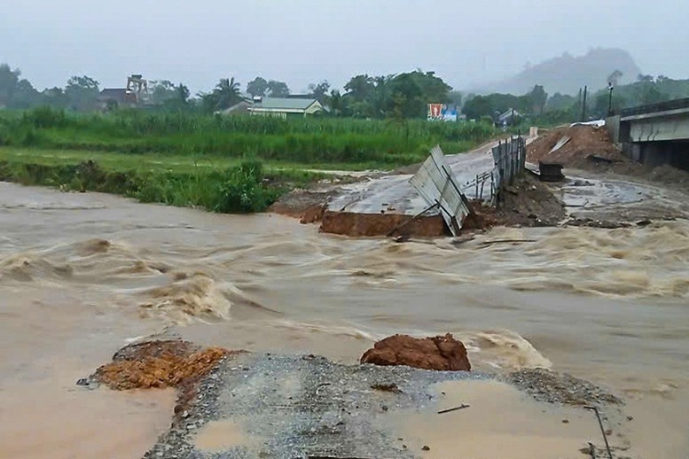 Thủ tướng Chính phủ yêu cầu rà soát, tổ chức sơ tán dân cư khỏi khu vực nguy cơ bị ngập sâu, lũ quét, sạt lở đất- Ảnh 1.