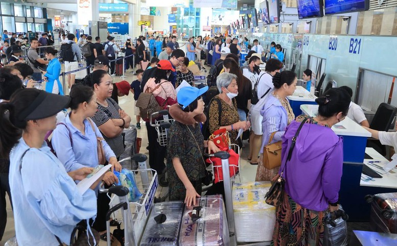 Hàng không tăng chuyến, kiểm soát chặt tăng giá vé dịp 2/9- Ảnh 1.