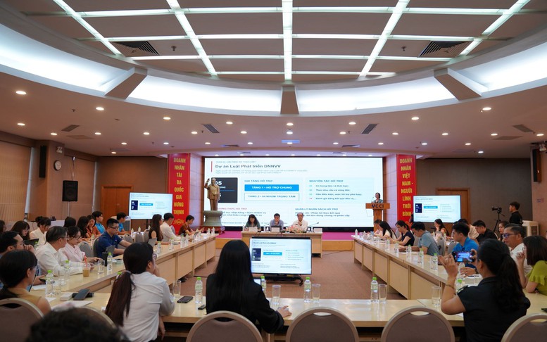 Nâng ngưỡng doanh thu lên 10 tỷ đồng, giảm chi phí tuân thủ thuế