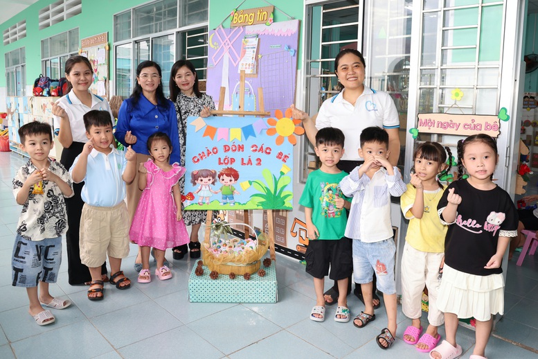 ĐBSCL trước giờ khai giảng: Trường lớp sẵn sàng, học sinh rộn ràng tựu trường- Ảnh 1.
