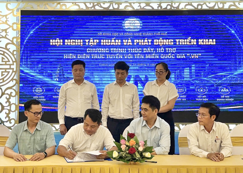 Huế đặt mục tiêu 10.000 tên miền '.vn', hướng tới hiện diện số tin cậy- Ảnh 1.
