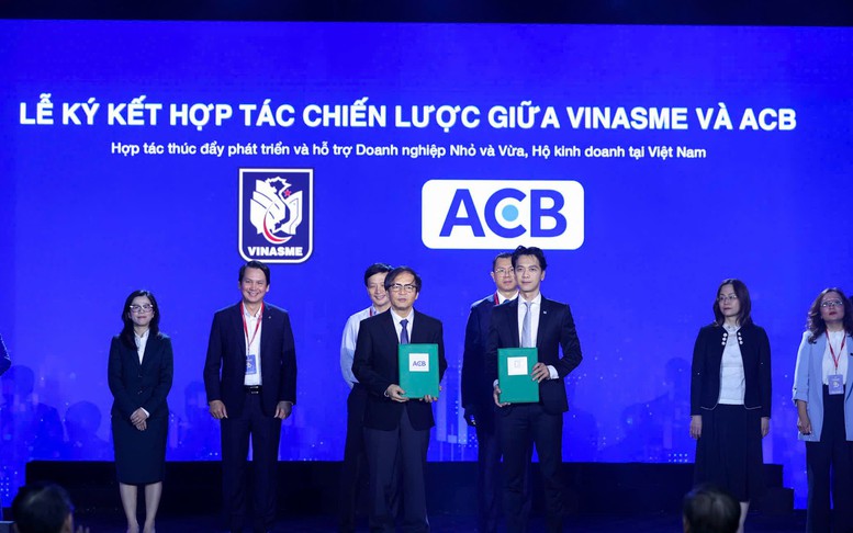 ACB 'bắt tay' VINASME hỗ trợ doanh nghiệp khơi thông nguồn lực