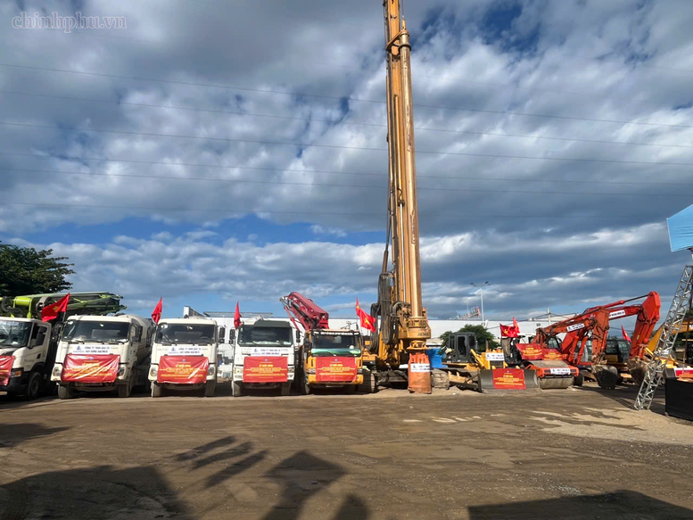 Phó Thủ tướng Thường trực Phạm Gia Túc dự Lễ khởi công 2 dự án hạ tầng trọng điểm của Đà Nẵng- Ảnh 5.