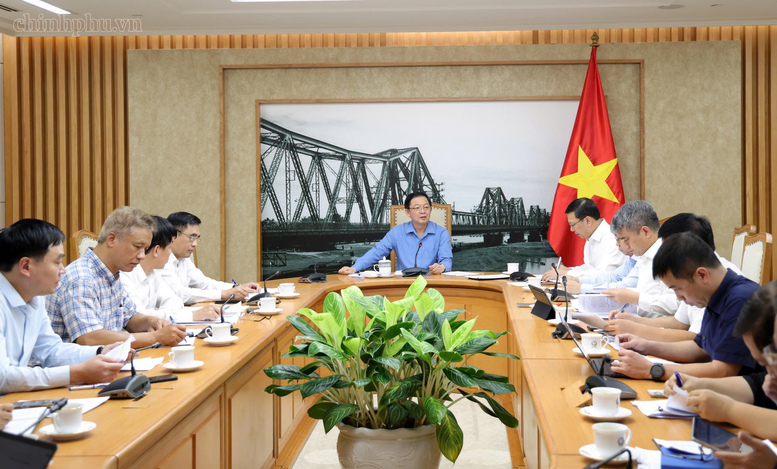 Gỡ điểm nghẽn thực chất, tạo thuận lợi cho doanh nghiệp đóng góp vào tăng trưởng hai con số- Ảnh 1.