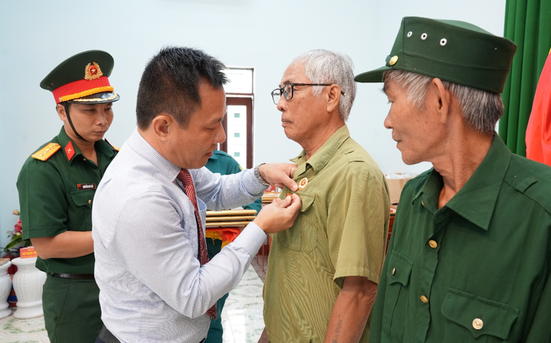 Cựu chiến binh làm nhiệm vụ quốc tế chưa được tặng Huân chương Chiến công, vì sao?