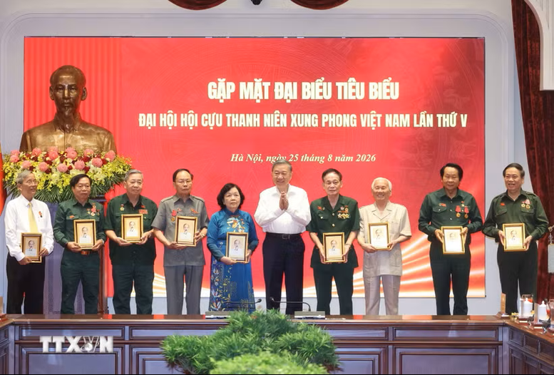 Tổng Bí thư, Chủ tịch nước Tô Lâm: Cựu Thanh niên xung phong tiếp tục giữ lửa truyền thống, giữ trọn nghĩa tình và giữ vững niềm tin- Ảnh 3.