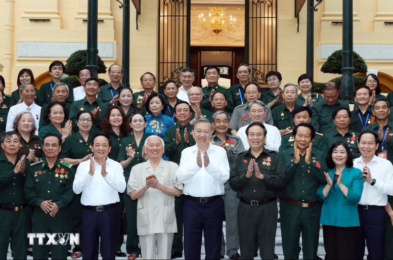 Tổng Bí thư, Chủ tịch nước Tô Lâm: Cựu Thanh niên xung phong tiếp tục giữ lửa truyền thống, giữ trọn nghĩa tình và giữ vững niềm tin- Ảnh 5.