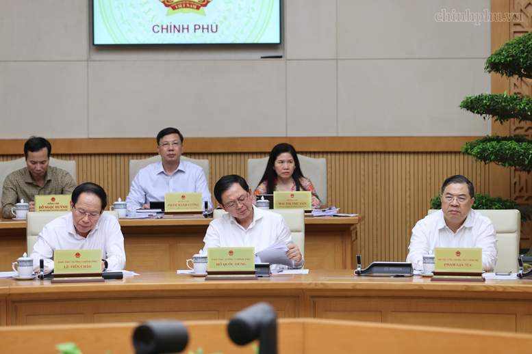 Thủ tướng Lê Minh Hưng: Khẩn trương hoàn thiện 11 dự án luật chuẩn bị trình Quốc hội- Ảnh 3.