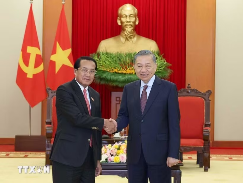 Tổng Bí thư, Chủ tịch nước Tô Lâm: Luôn dành ưu tiên cao nhất cho việc củng cố, phát triển quan hệ Việt Nam-Lào- Ảnh 1.