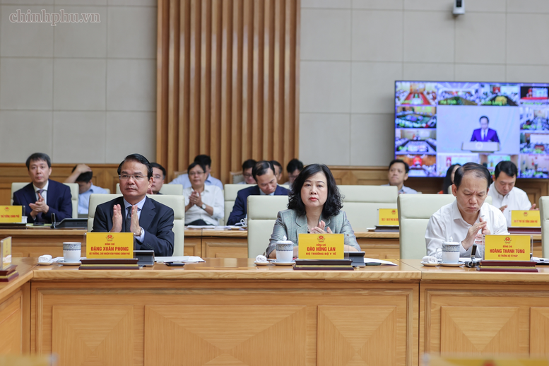 Thủ tướng chủ trì Hội nghị tổng kết năm học 2025-2026, triển khai nhiệm vụ năm học 2026-2027- Ảnh 2.