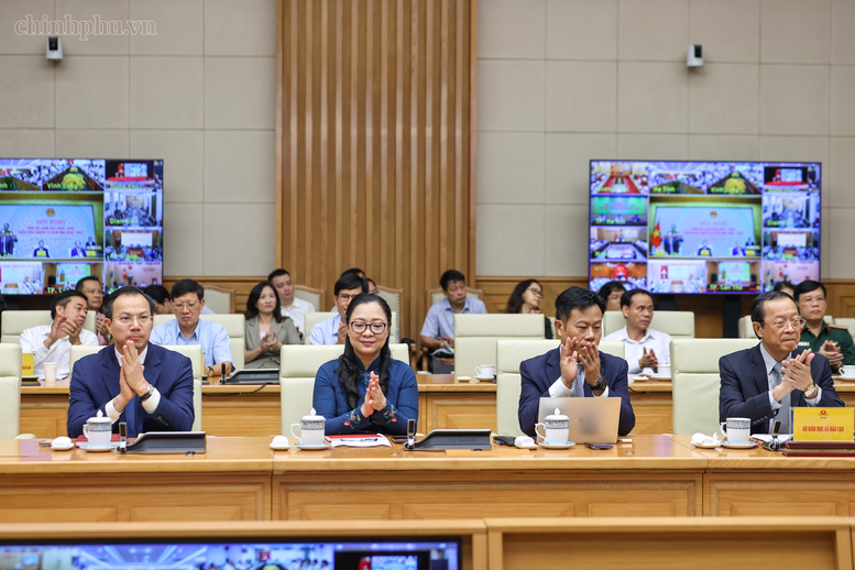 Thủ tướng chủ trì Hội nghị tổng kết năm học 2025-2026, triển khai nhiệm vụ năm học 2026-2027- Ảnh 3.