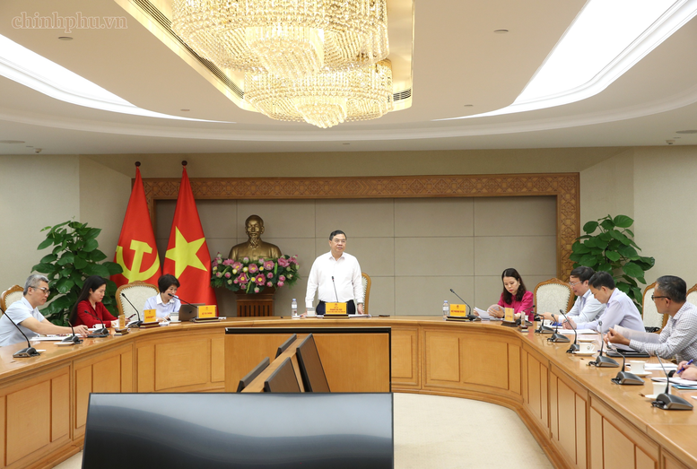 Phó Thủ tướng Thường trực Phạm Gia Túc chủ trì cuộc họp về sửa nghị định liên quan đến cơ quan Việt Nam ở nước ngoài- Ảnh 1.