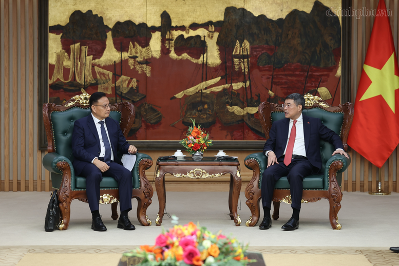Thủ tướng Lê Minh Hưng tiếp Phó Thủ tướng, Bộ trưởng Bộ Tài chính Lào Santiphab Phomvihane- Ảnh 2.