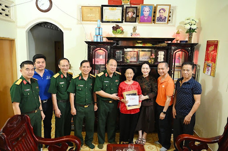 Long Châu đến Côn Đảo: Nối mạch tri ân, chăm sóc sức khỏe nơi đảo xa- Ảnh 11.