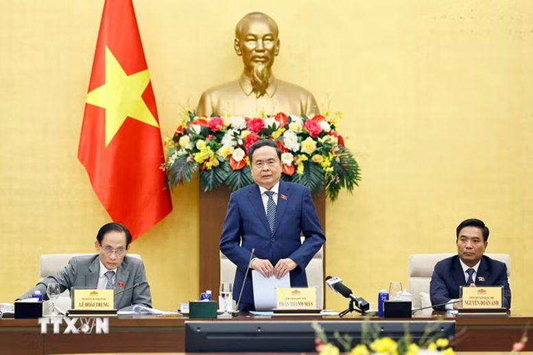 Chủ tịch Quốc hội làm việc với các Trưởng cơ quan đại diện Việt Nam ở nước ngoài- Ảnh 1.