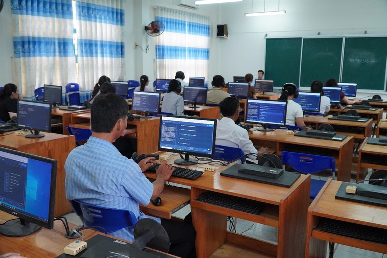 Hơn 83.000 giáo viên tại 11 tỉnh, thành phố hoàn thành khảo sát năng lực tiếng Anh trên nền tảng FSEL- Ảnh 3.