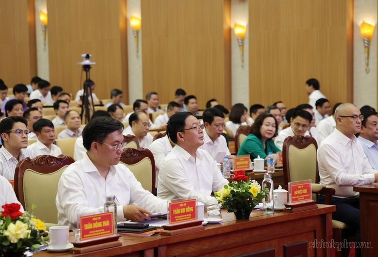 Phú Thọ cần phát triển dựa trên ba trụ cột: Công nghiệp công nghệ cao, văn hóa-du lịch, nông nghiệp xanh- Ảnh 1.