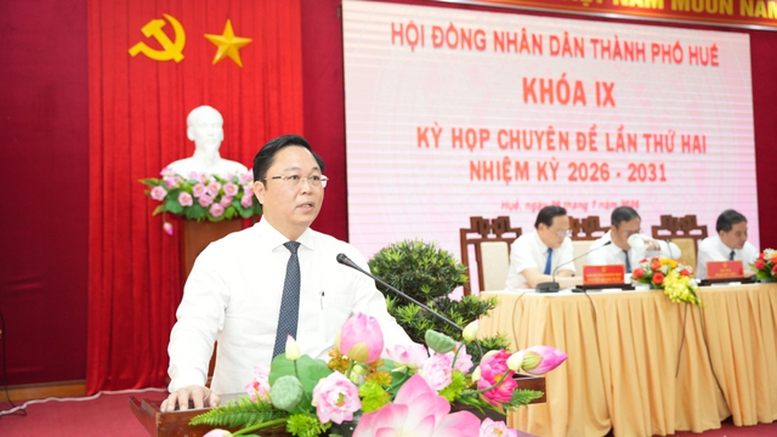 Thủ tướng phê chuẩn kết quả bầu, miễn nhiệm chức vụ Chủ tịch UBND thành phố Huế- Ảnh 1.