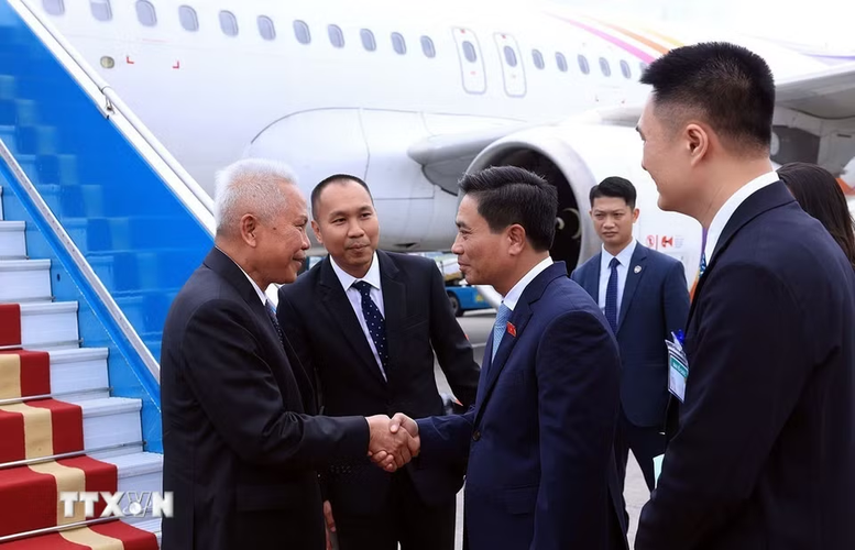 Chủ tịch Quốc hội kiêm Chủ tịch Hạ viện Vương quốc Thái Lan bắt đầu thăm chính thức Việt Nam- Ảnh 2.