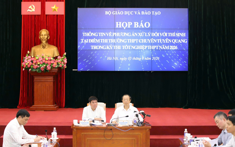 Tổ chức thi lại tất cả các môn tại Điểm thi Trường THPT Chuyên Tuyên Quang vào ngày 14-15/8