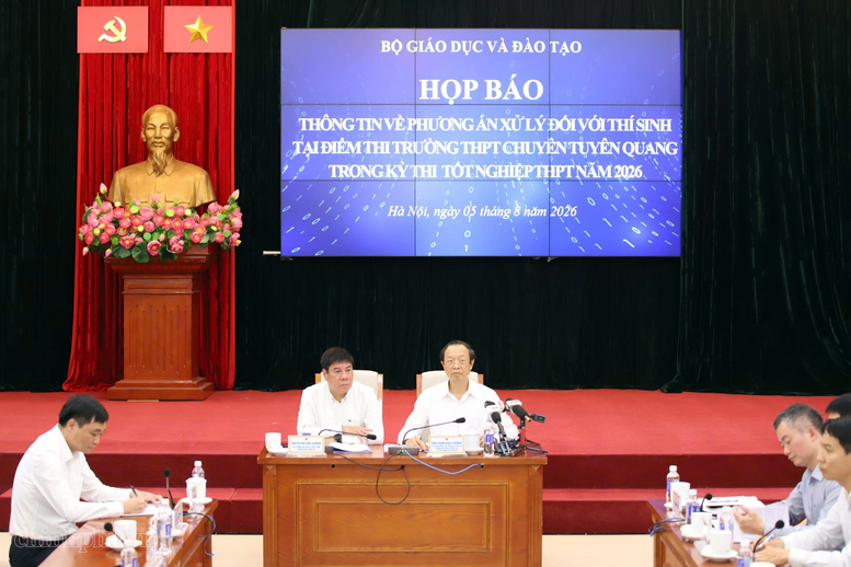 Tổ chức thi lại tất cả các môn tại Điểm thi Trường THPT Chuyên Tuyên Quang vào ngày 14-15/8- Ảnh 1.