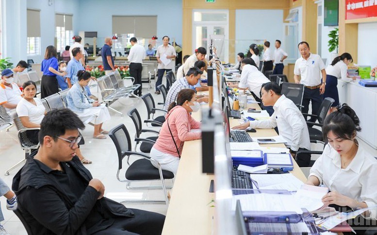 Công chức cấp xã xếp ngạch chuyên viên chính có cần chứng chỉ?