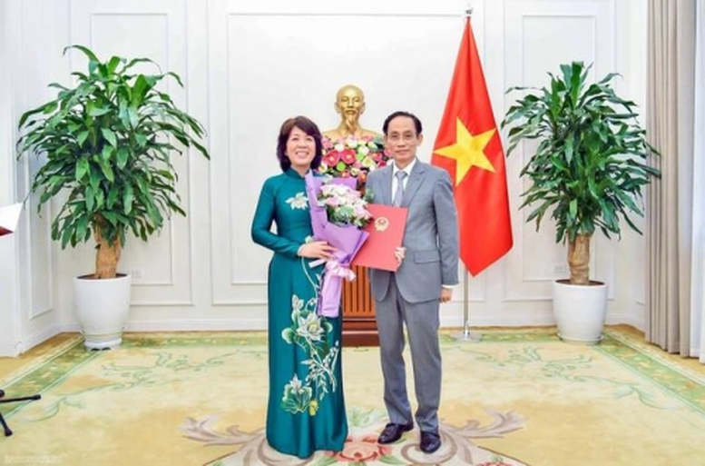 Bổ nhiệm 2 Thứ trưởng Bộ Ngoại giao- Ảnh 2.