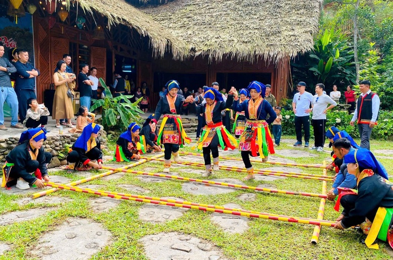 Chuyển đổi số ‘bén rễ’ ở vùng cao- Ảnh 7.