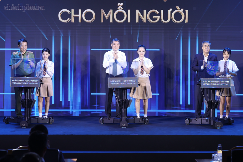 Thủ tướng Lê Minh Hưng: Quyết tâm xây dựng một không gian mạng an toàn, tin cậy và nhân văn- Ảnh 4.