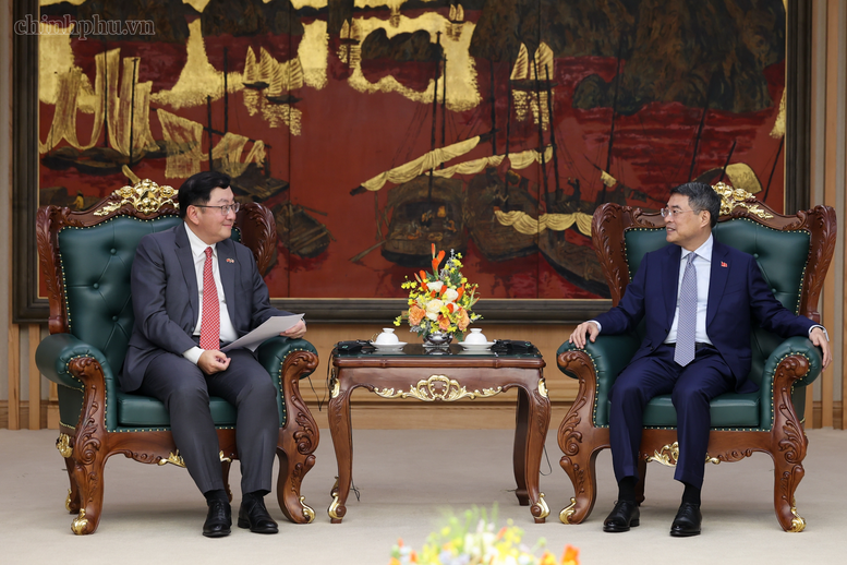 Thủ tướng Chính phủ tiếp Đại sứ Malaysia: Sớm đưa kim ngạch thương mại song phương đạt 20 tỷ USD- Ảnh 2.