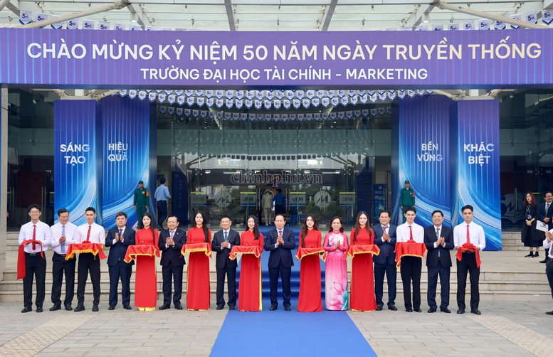 Trường Đại học Tài chính – Marketing: Tạo giá trị bền vững qua nửa thế kỷ bền bỉ vun đắp truyền thống và tri thức- Ảnh 7.