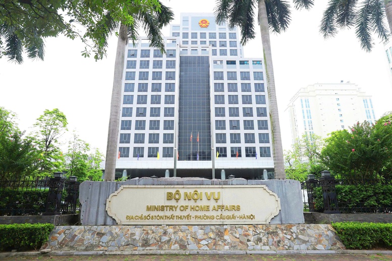 Bộ Nội vụ hướng dẫn giải quyết chính sách khi sắp xếp cơ sở giáo dục, trường học- Ảnh 1.