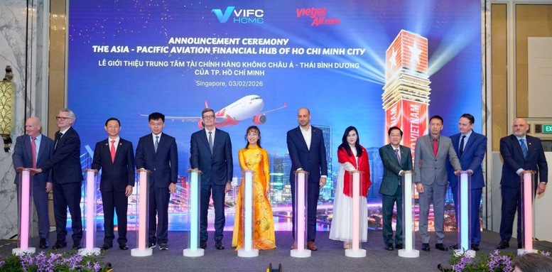 Vietjet 2 lần được vinh danh "Dấu ấn thương hiệu Việt hướng đến tăng trưởng xanh"- Ảnh 1.