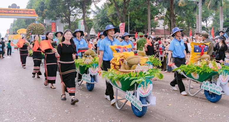 Lễ hội Sầu ri&ecirc;ng Đắk Lắk năm 2026: Nhiều kỷ lục được x&aacute;c lập- Ảnh 6.