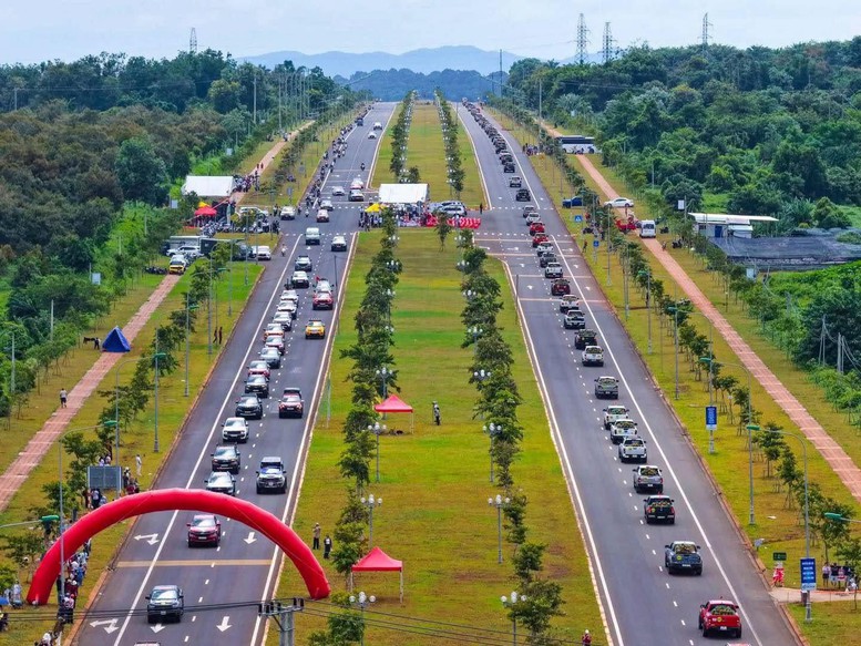 Lễ hội Sầu ri&ecirc;ng Đắk Lắk năm 2026: Nhiều kỷ lục được x&aacute;c lập- Ảnh 2.